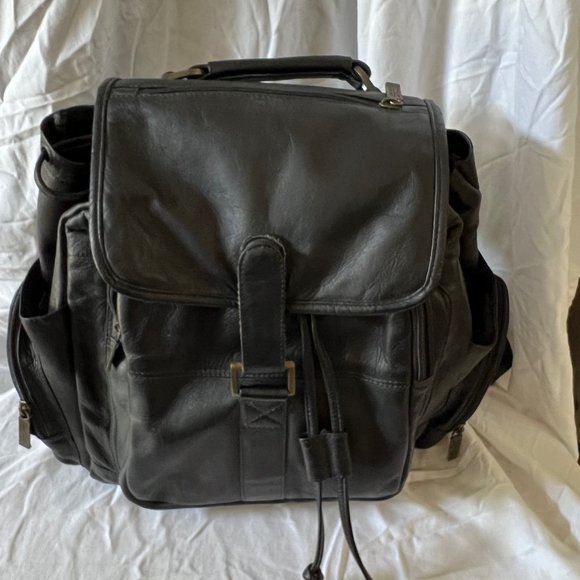 Claire Chase Black Packpack - Picture 2 of 7